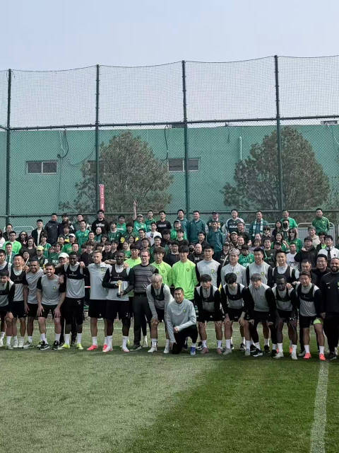 张玉宁神级爆射助国足力克库拉索