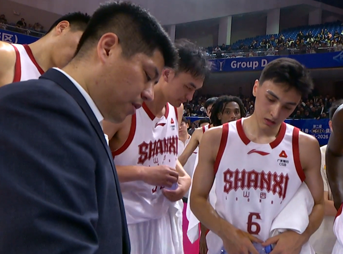 山西队惨败深圳队 原帅于米提低迷成输球主因